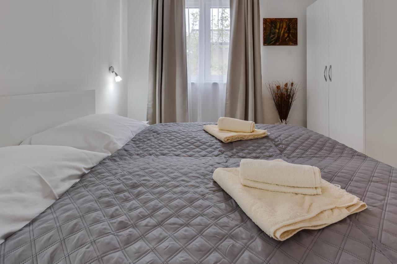 Stjepanovic Apartamento *